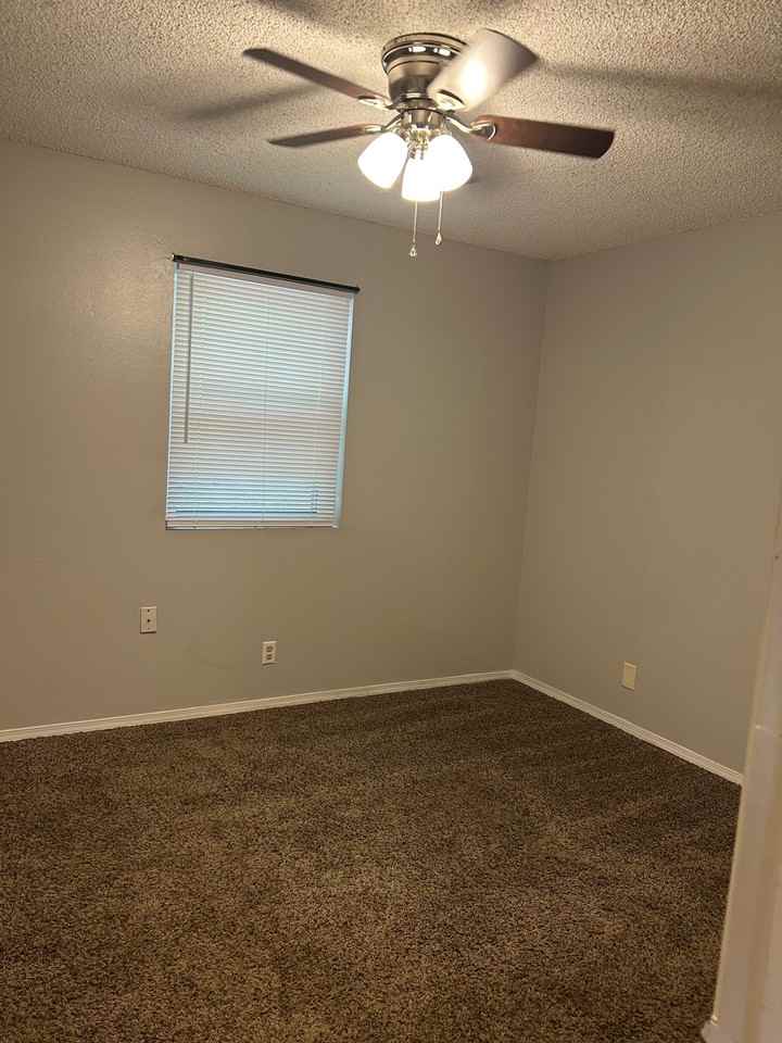220 Brooke Lynn Dr #D - Photo 7 of 7