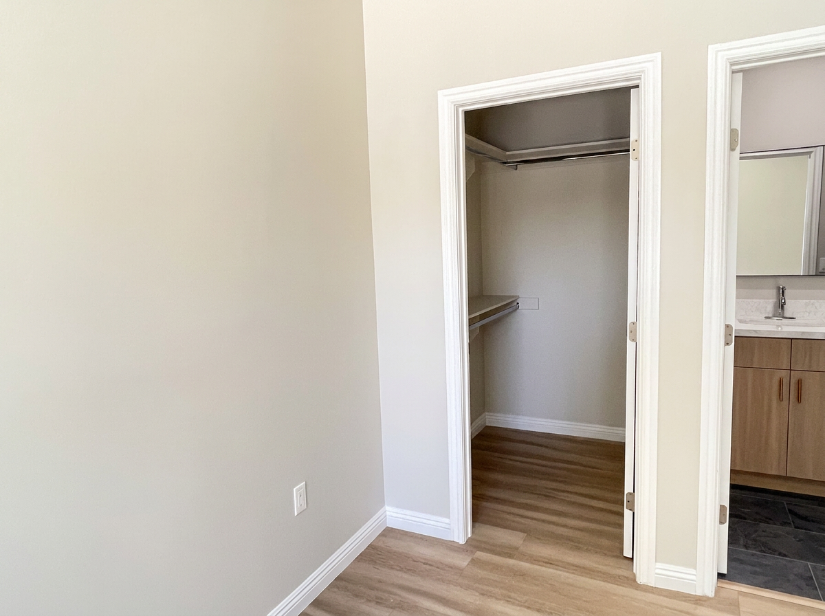 9325 Lomita Dr #1 - Photo 7 of 8