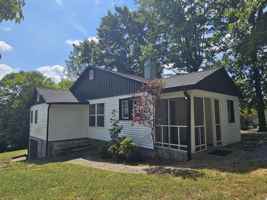 featured image of 6005 Medlin Heights Rd #1