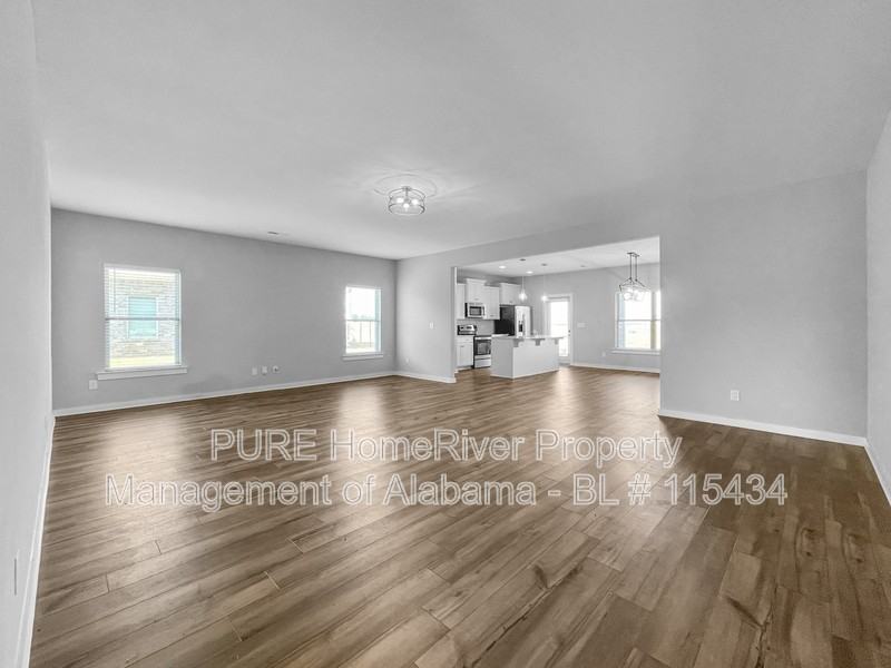 221 John Harold Dr - Photo 7 of 28