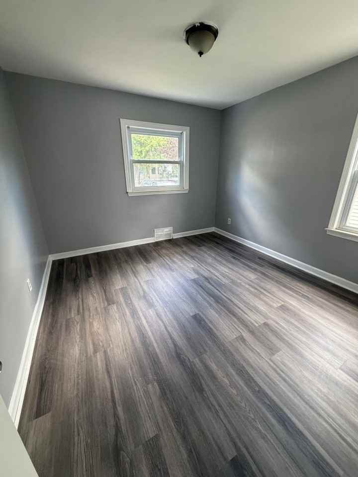 20640 Kenosha St - Photo 7 of 14