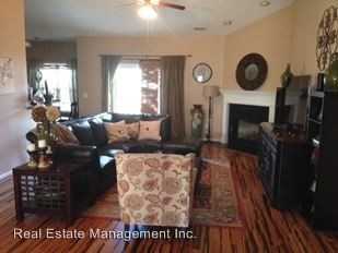 110 Blackheath Dr - Photo 2 of 19