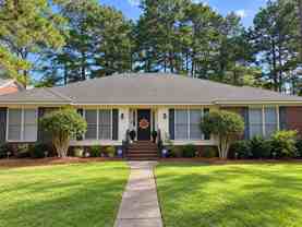 3813 Mayfair Ln - Photo 1 of 1