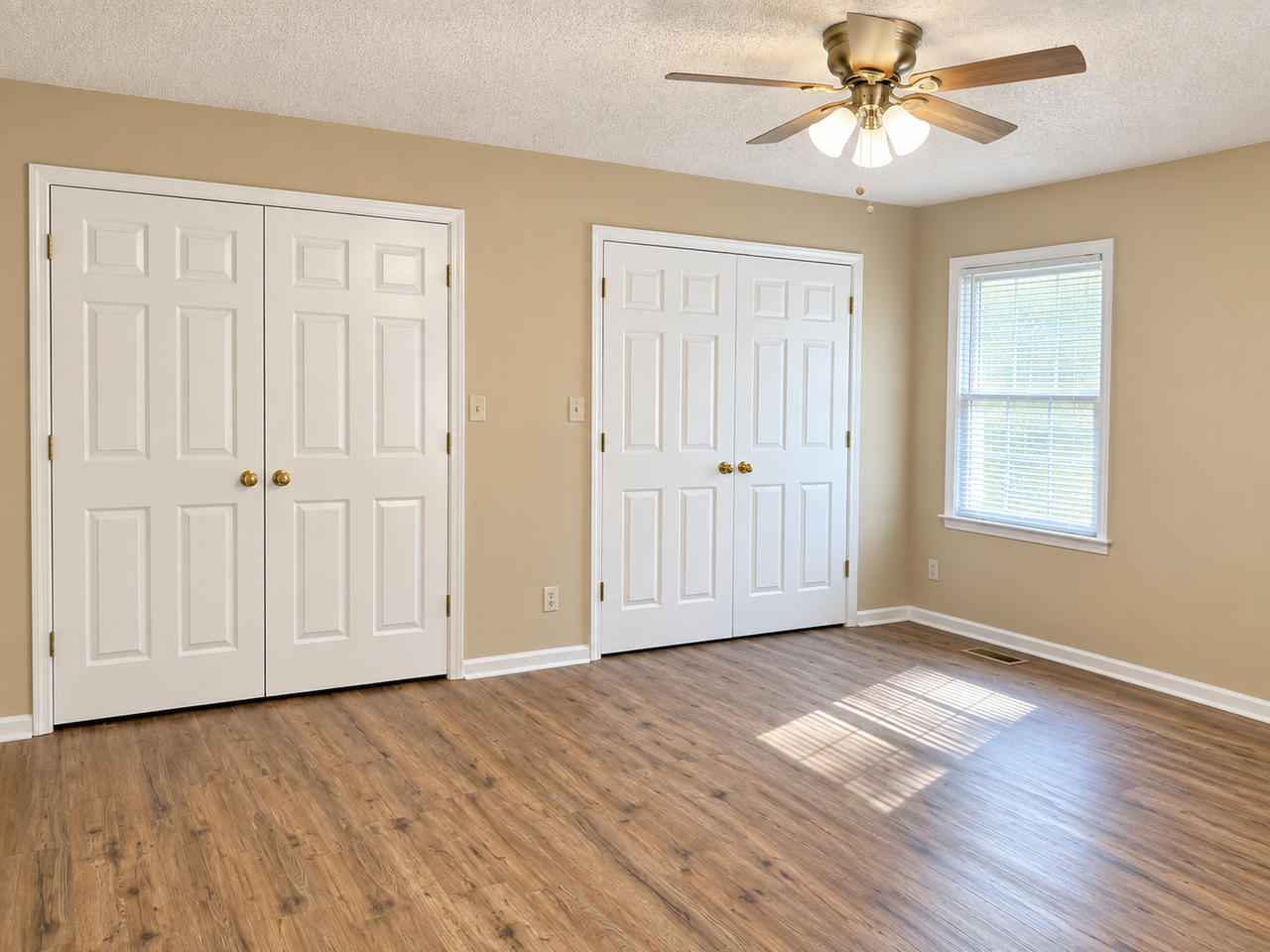 3813 Mayfair Ln - Photo 6 of 10
