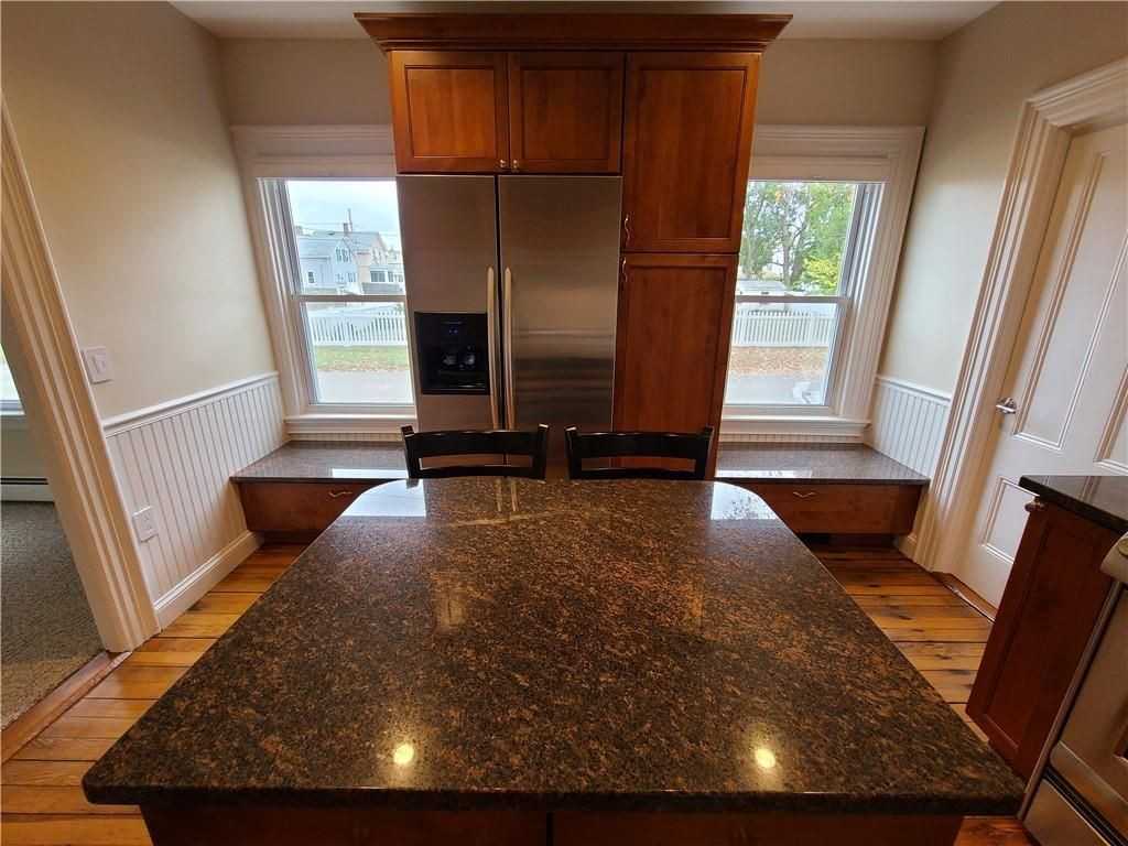 154 Second St ##1 - Photo 4 of 22