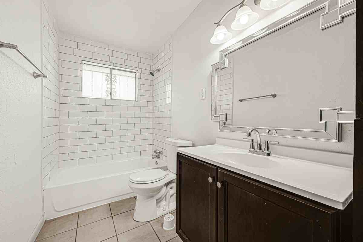 3317 Le Badie St - Photo 5 of 10