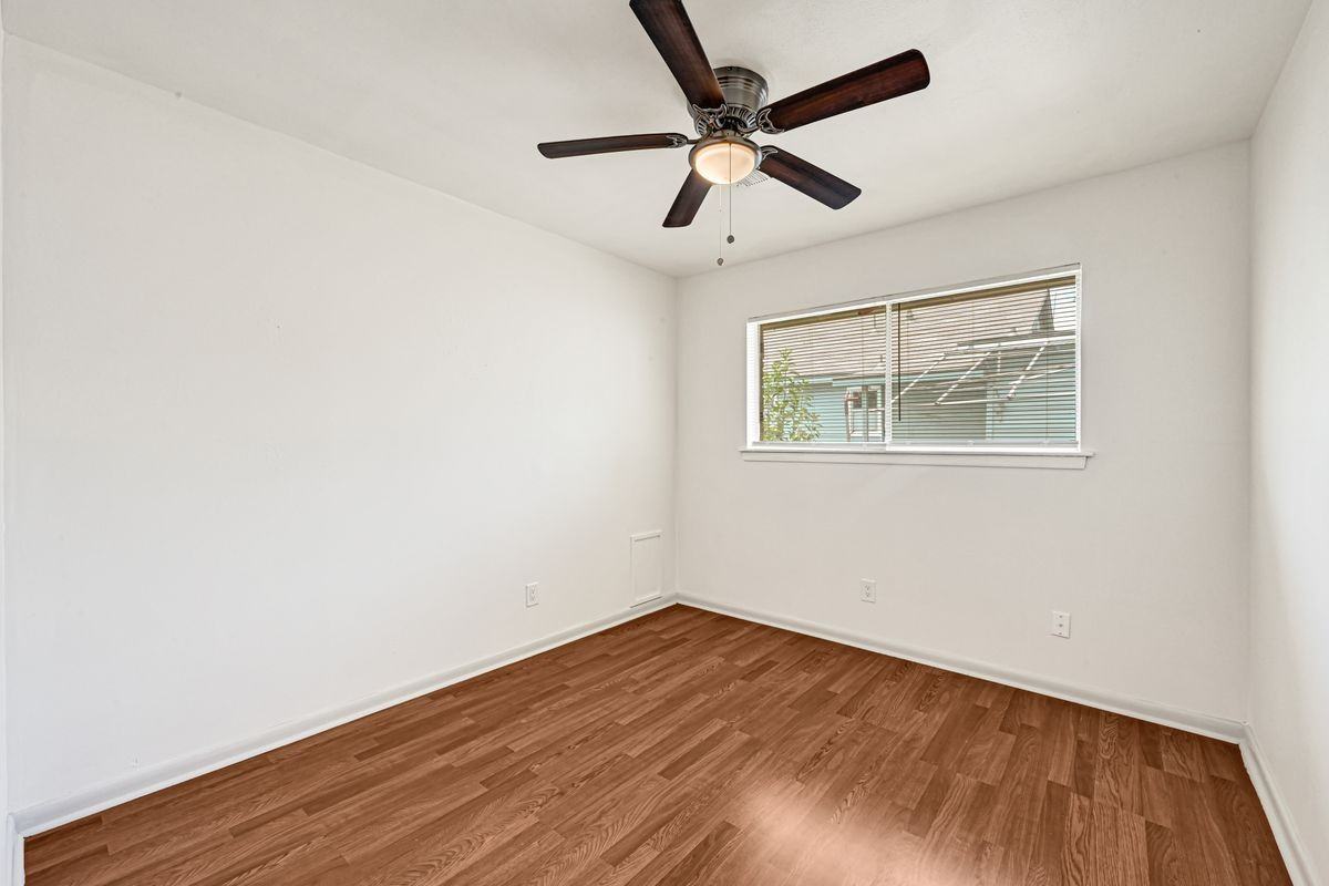 3317 Le Badie St - Photo 6 of 10