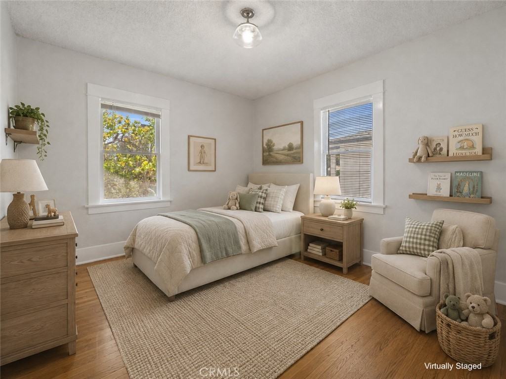 1157 W 13th St - Photo 7 of 13