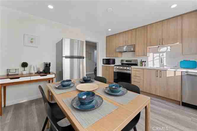332 E El Sur St - Photo 6 of 19