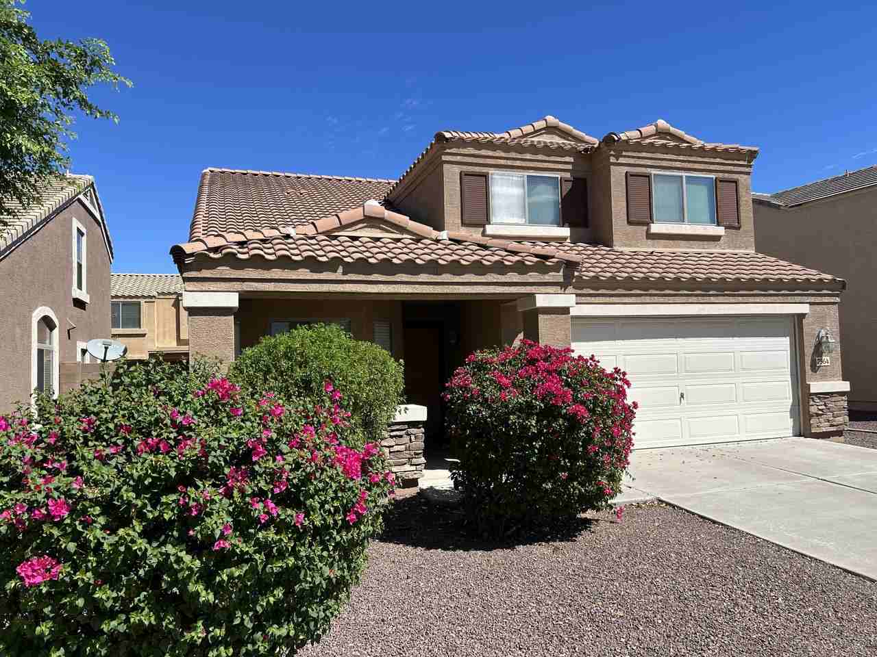 7564 W Charter Oak Rd - Photo 2 of 39