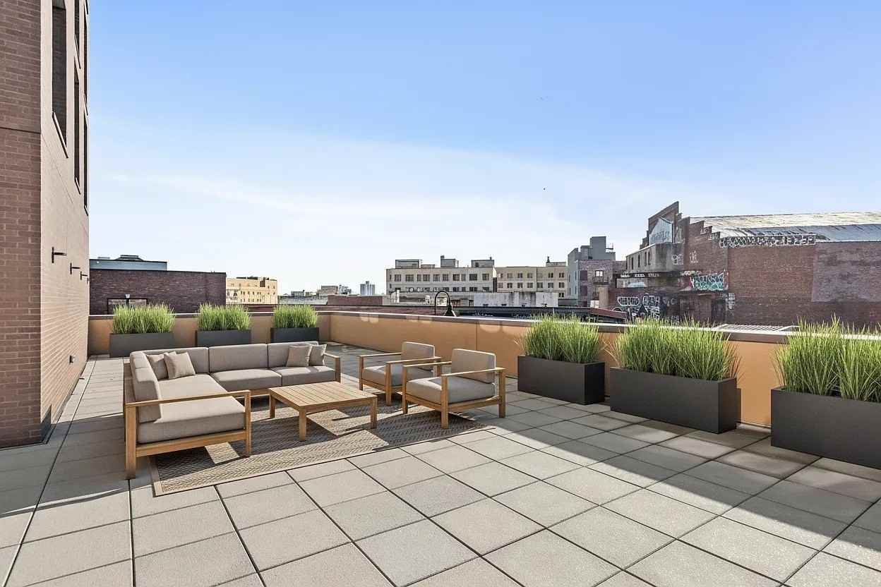 1333 Broadway #501 - Photo 5 of 11