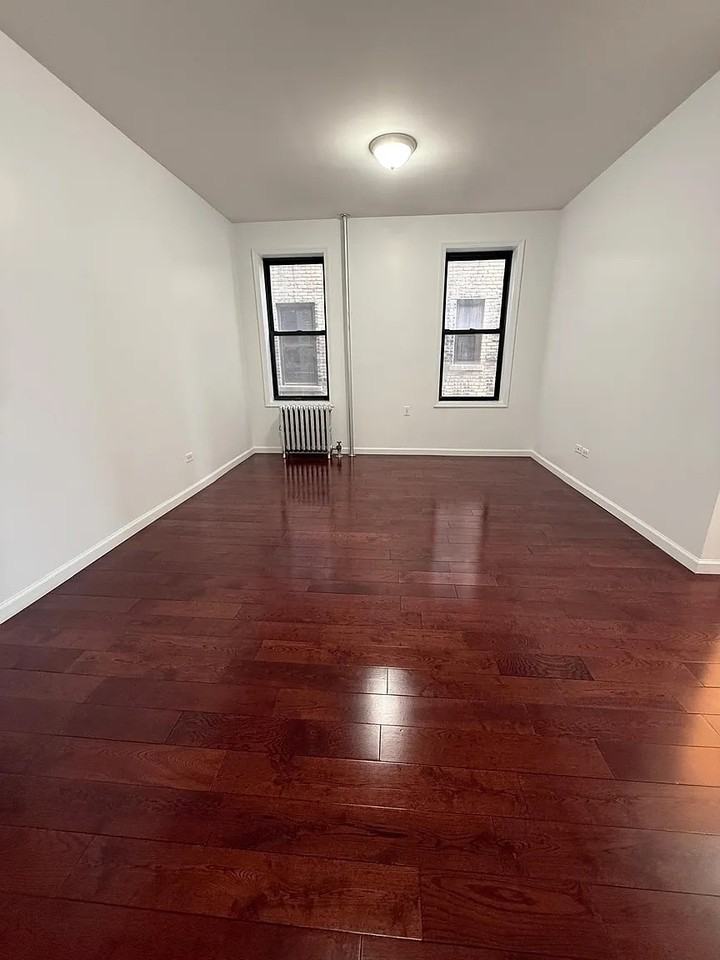 845 Riverside Dr #31