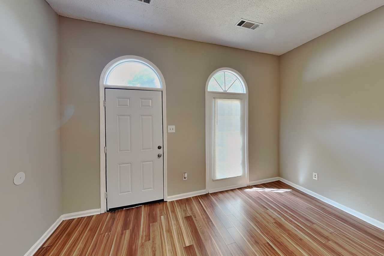 978 Nolan Ln - Photo 2 of 17