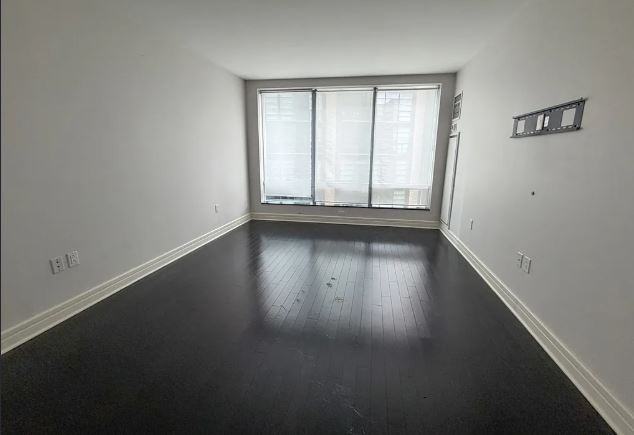 40 Oceana Dr W #9 - Photo 4 of 20