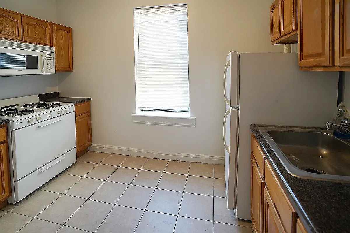 3820 Parsons Blvd - Photo 4 of 4