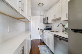 90 Kilsyth Rd - Photo 1 of 1
