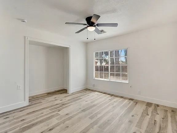 1719 C St - Photo 6 of 11