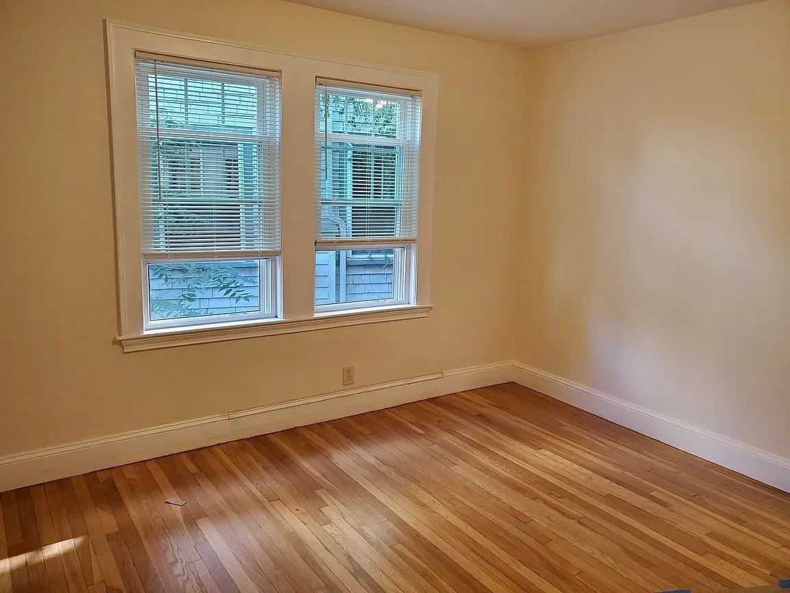 8 Fairview Ave - Photo 6 of 12
