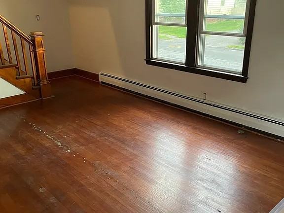 49 Grant Ave - Photo 7 of 12