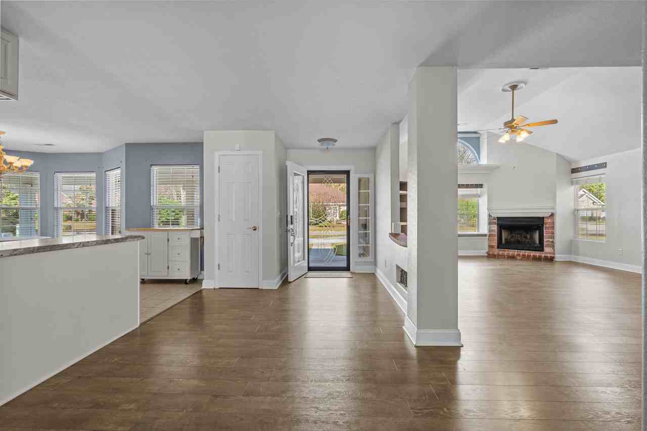2409 Hunters Trl #NA - Photo 4 of 39