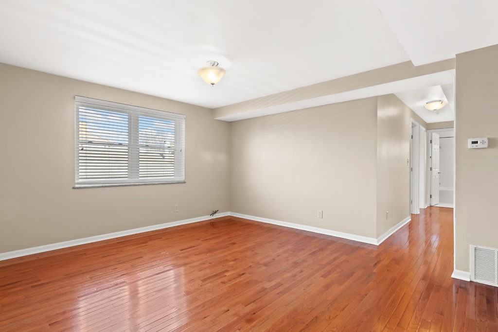 69 N 20th St #H - Photo 5 of 13