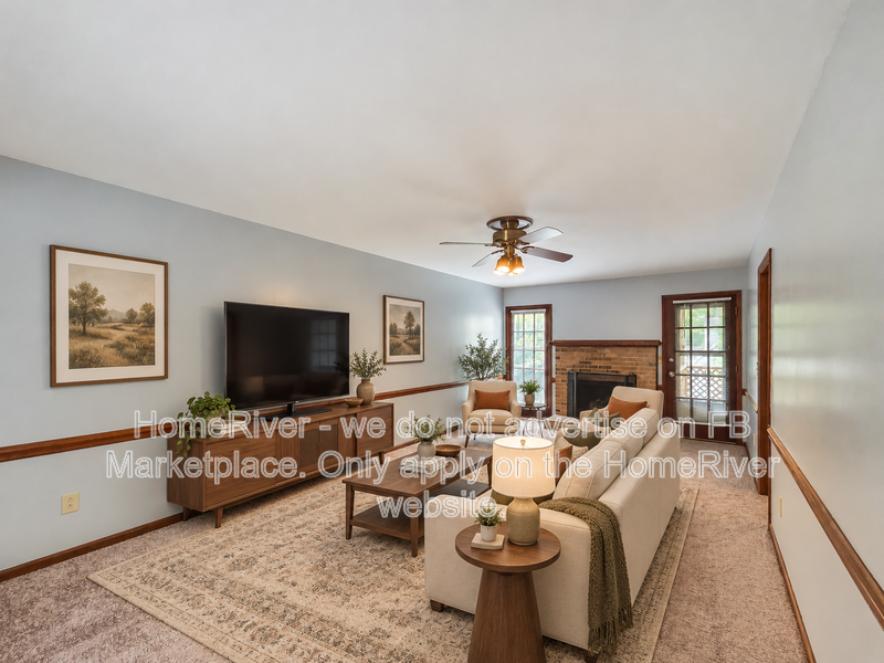 9444 Stately Oak Ln - Photo 3 of 28