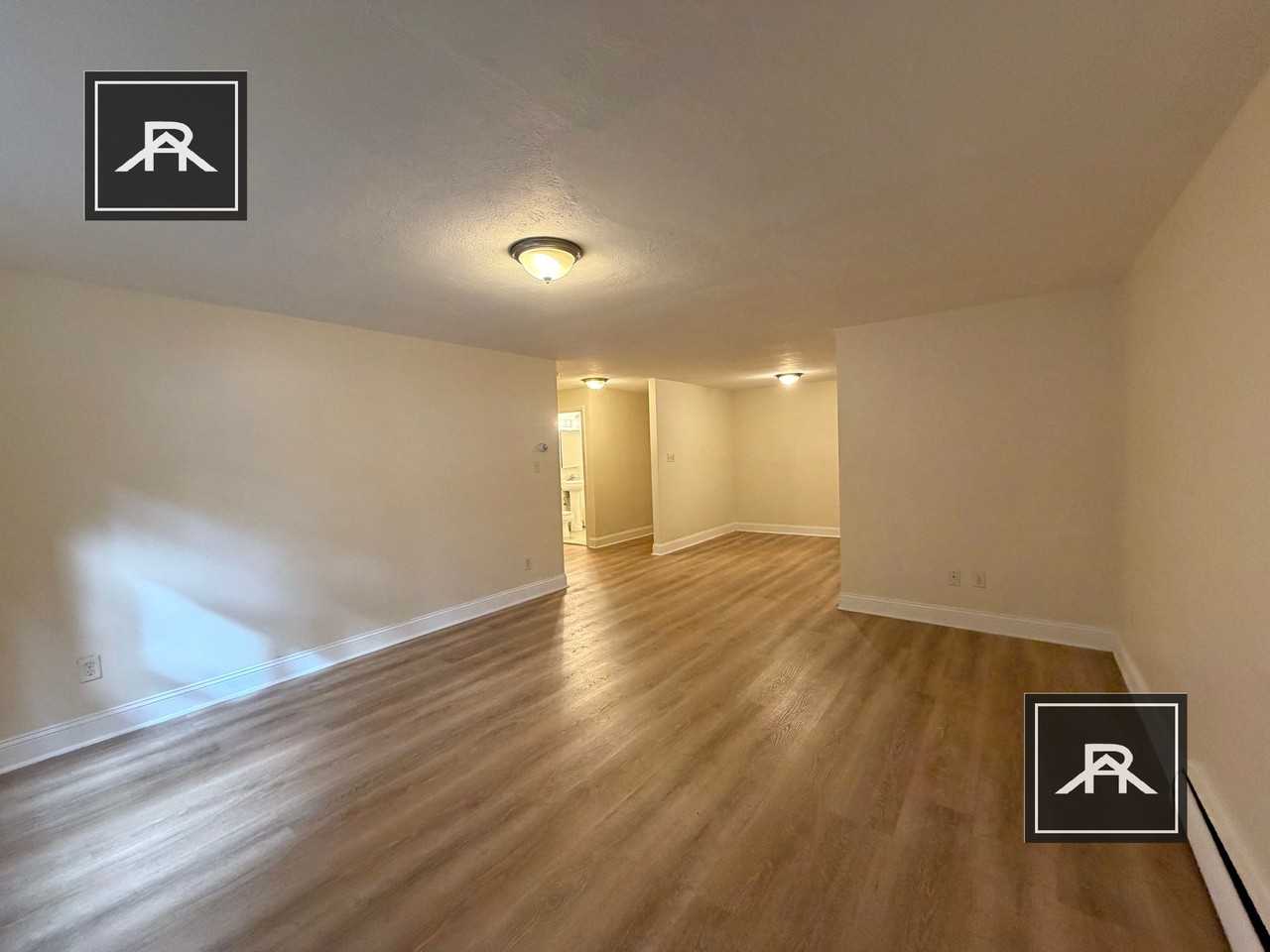 221 Kent St #5 - Photo 4 of 8