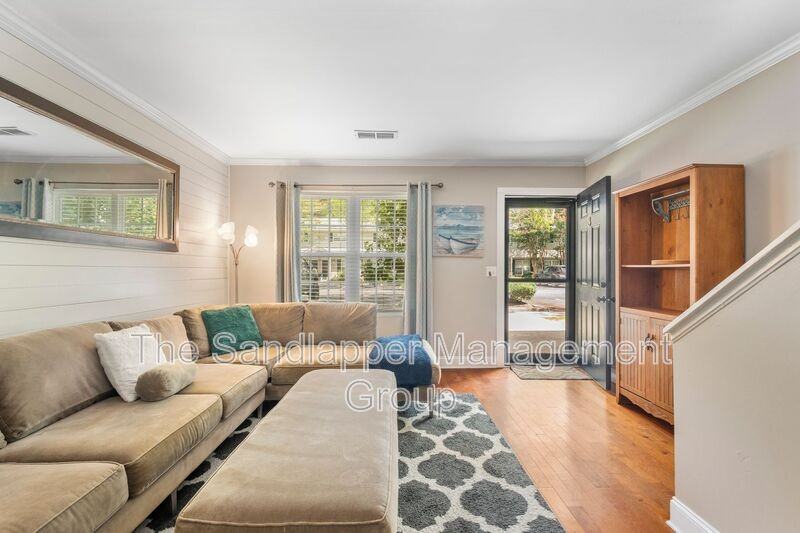 507 Stinson Dr #B3 - Photo 3 of 14