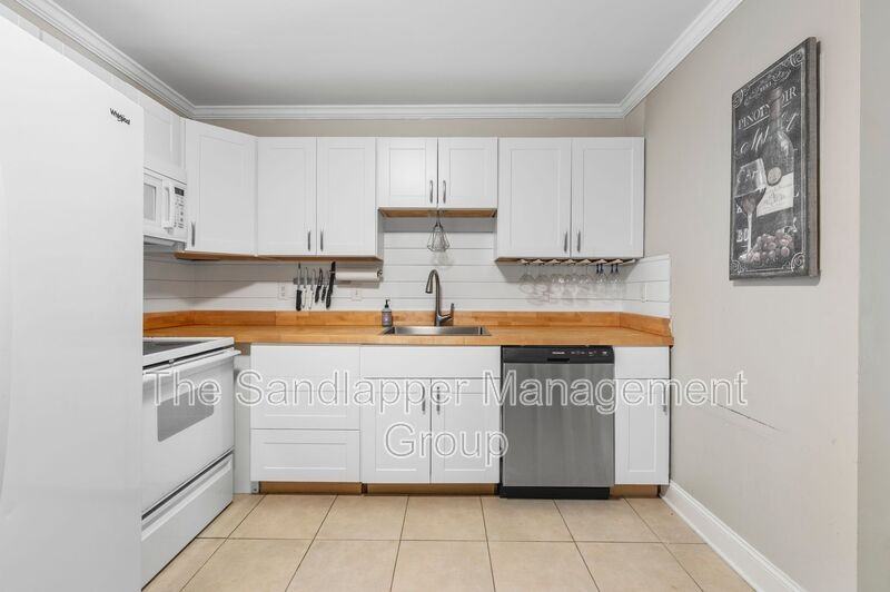 507 Stinson Dr #B3 - Photo 7 of 14