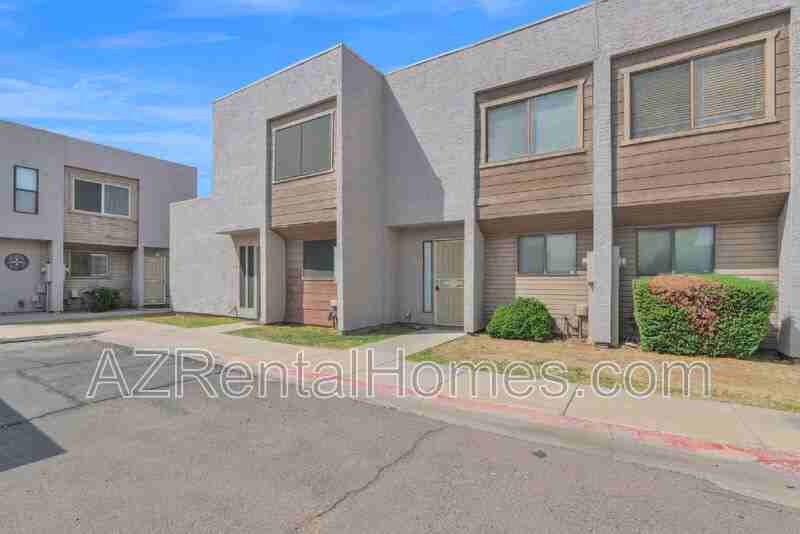 615 W 13th St - Photo 2 of 25