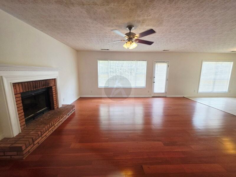 1972 Westover Ln Nw - Photo 7 of 29
