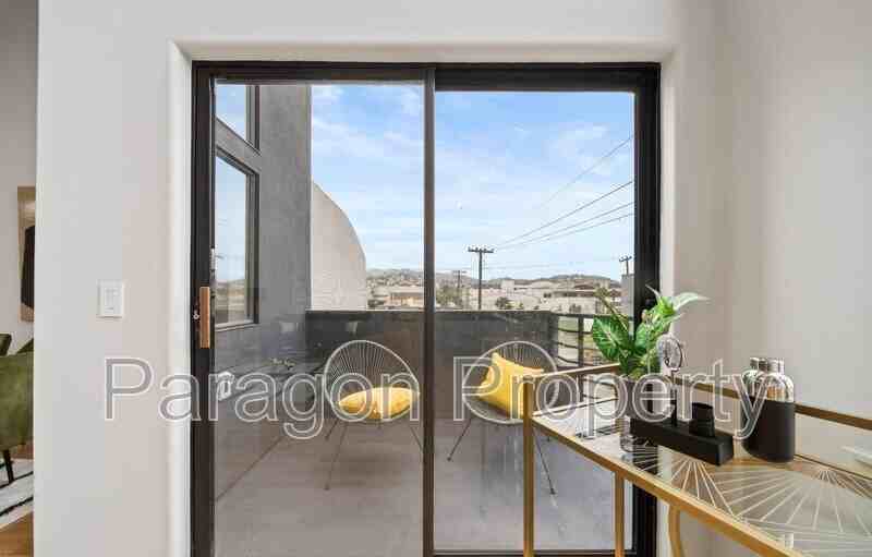 3121 20th St #3 - Photo 5 of 24
