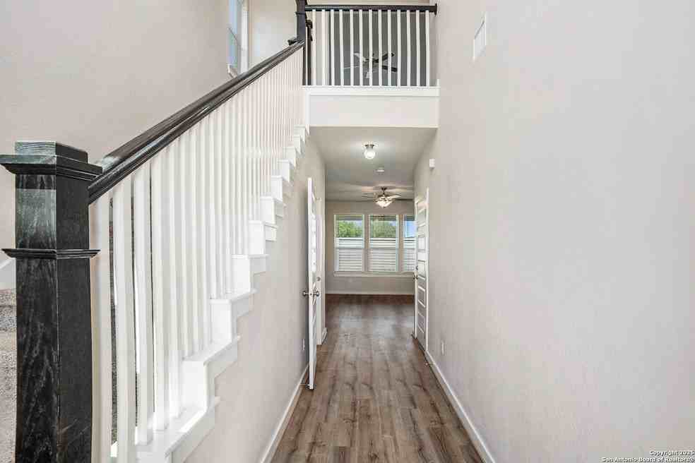 15062 Palm Desert Ct #NA - Photo 5 of 16