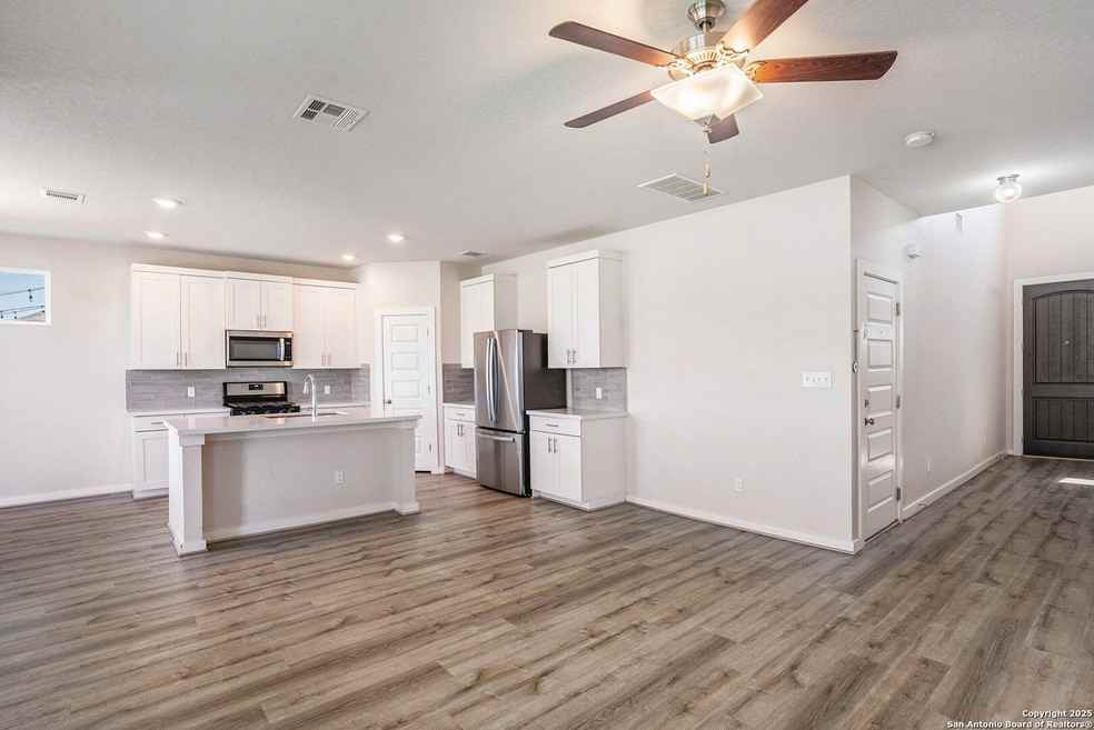15062 Palm Desert Ct #NA - Photo 6 of 16