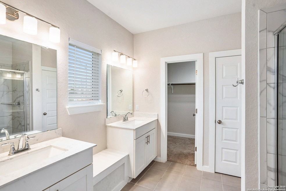 15062 Palm Desert Ct #NA - Photo 6 of 14