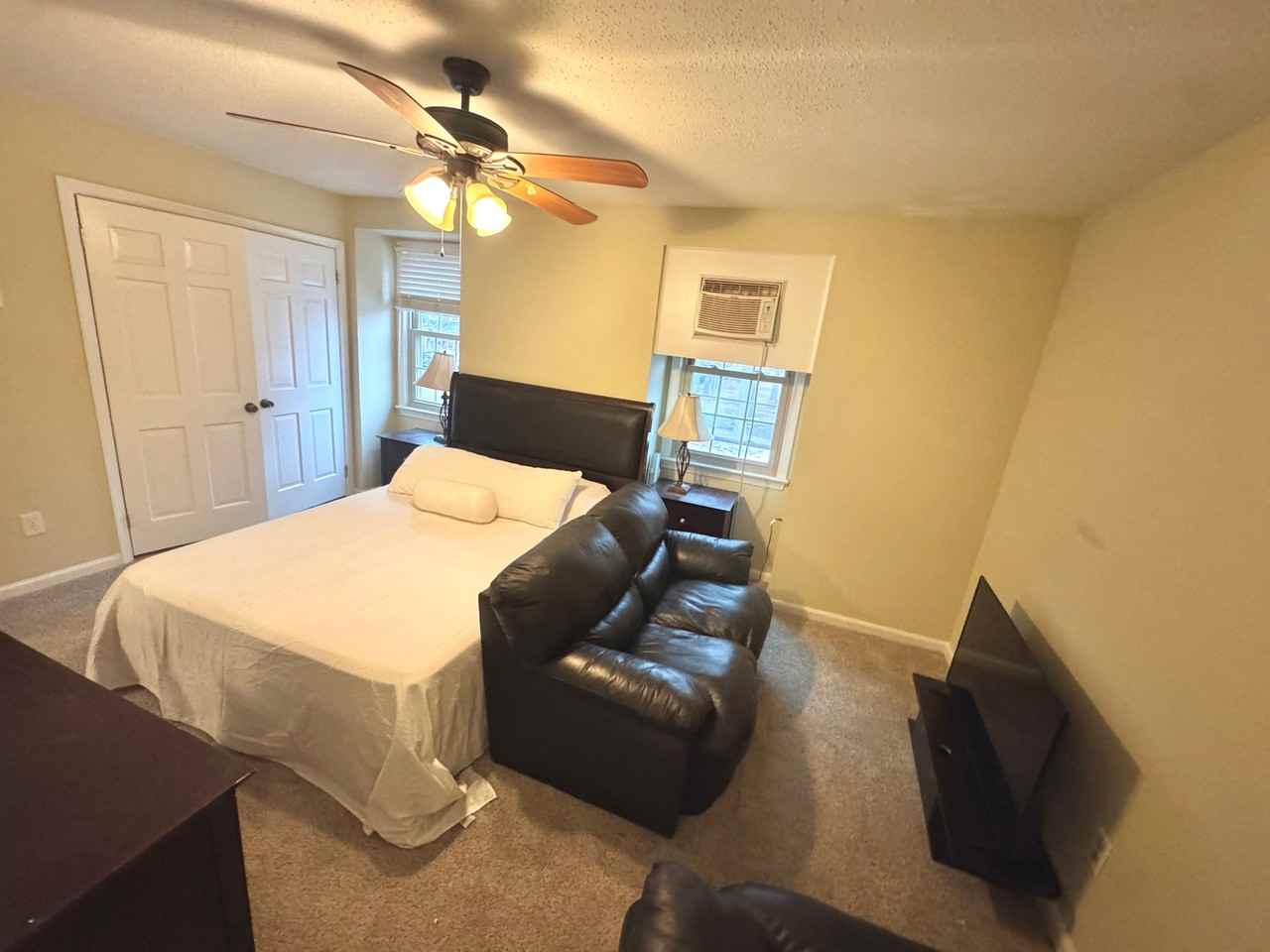 331 Advocate Ct #C - Photo 3 of 6