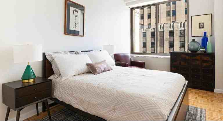 Wall St #2114 - Photo 2 of 7