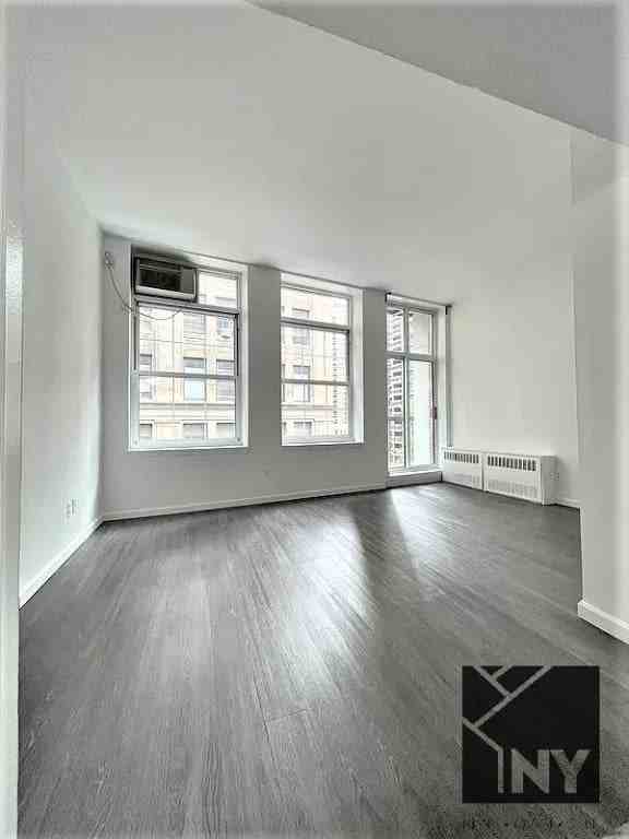 Gold St #306 - Photo 3 of 7