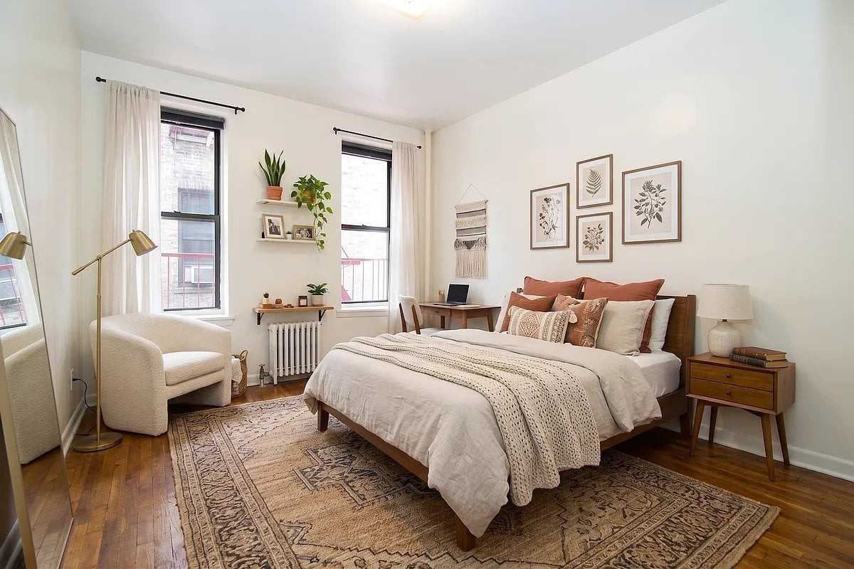205 Allen St #10N - Photo 2 of 5