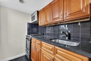 619 E 5th St #27 - Photo 1 of 1
