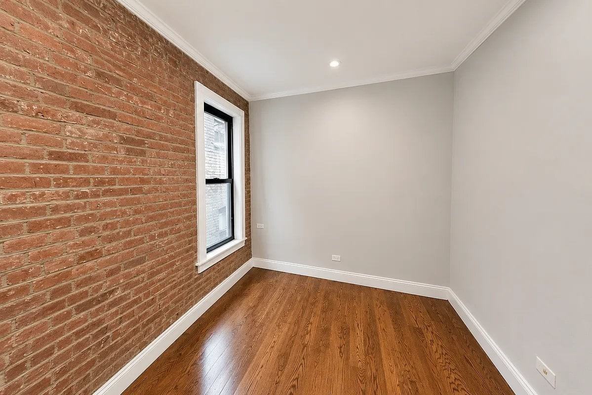 438 W 52nd St #8F - Photo 4 of 7