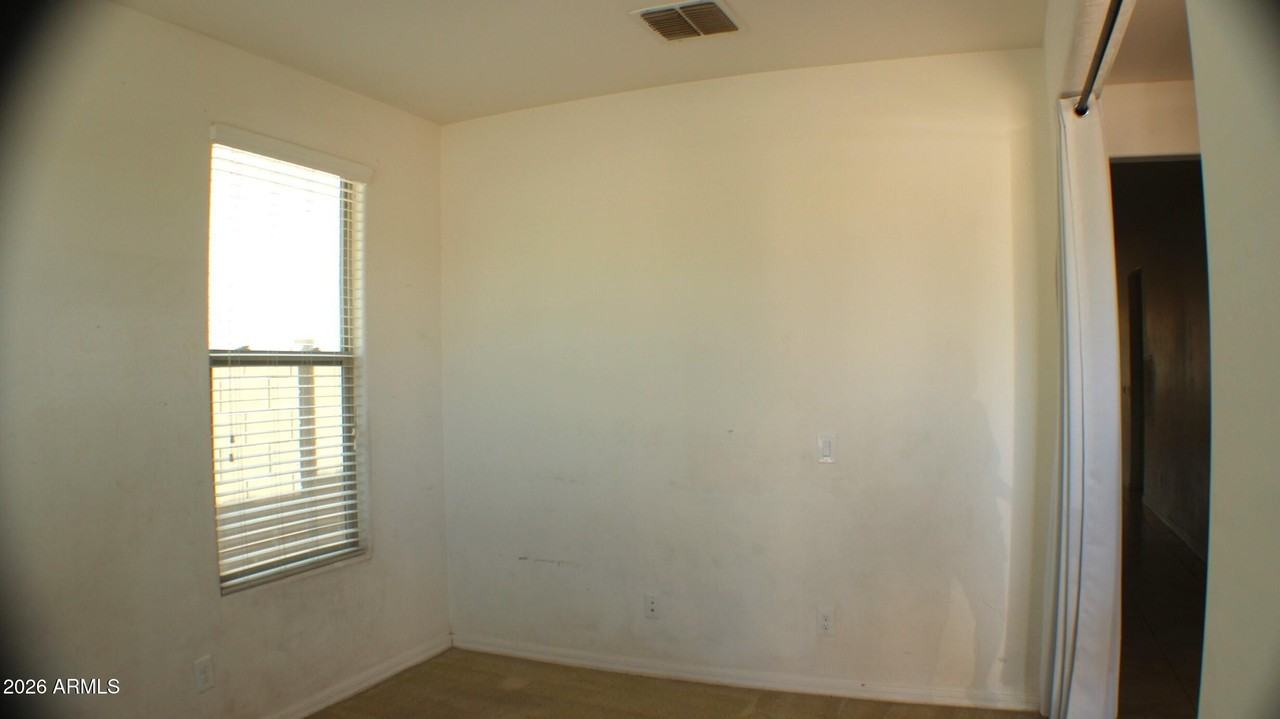 2421 S 103rd Dr - Photo 4 of 13