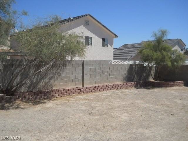 8212 Bluff Creek Ave - Photo 5 of 11