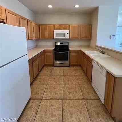 4437 Dover Straight St #204 - Photo 4 of 21