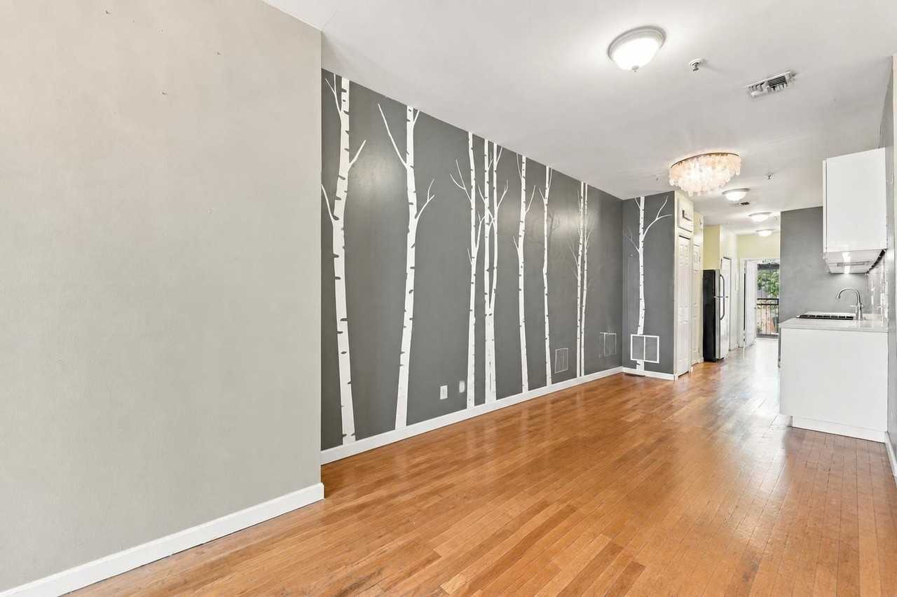 420 Monroe St #1L - Photo 6 of 18