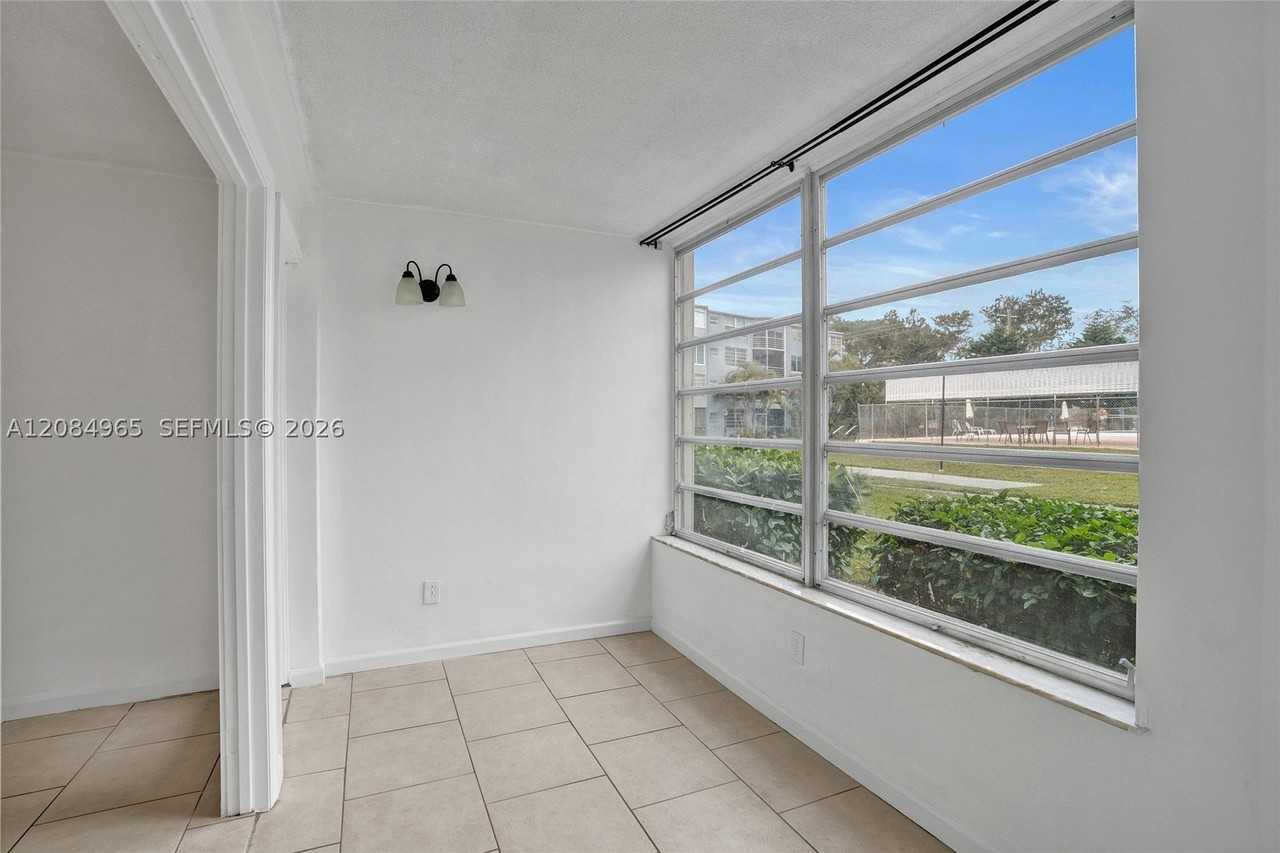 1601 Ne 191st St #B112 - Photo 6 of 14