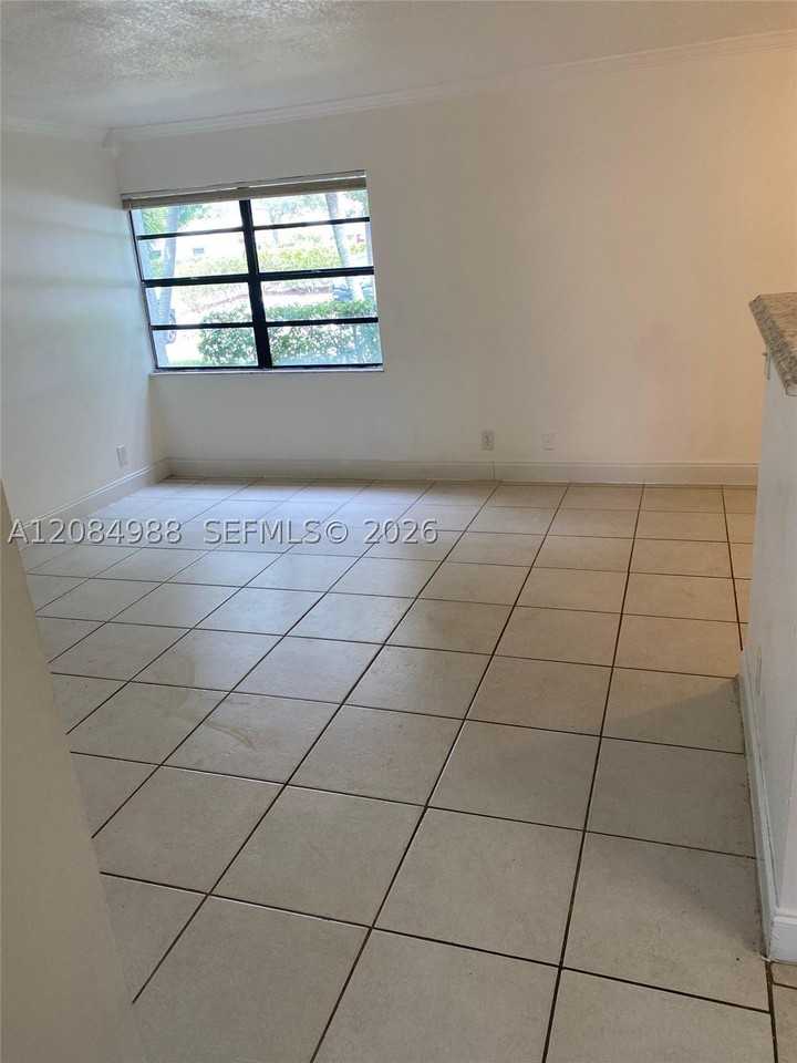 3016 Coral Ridge Dr #113B - Photo 6 of 14