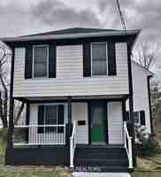 featured image of 294 Roosevelt Ave