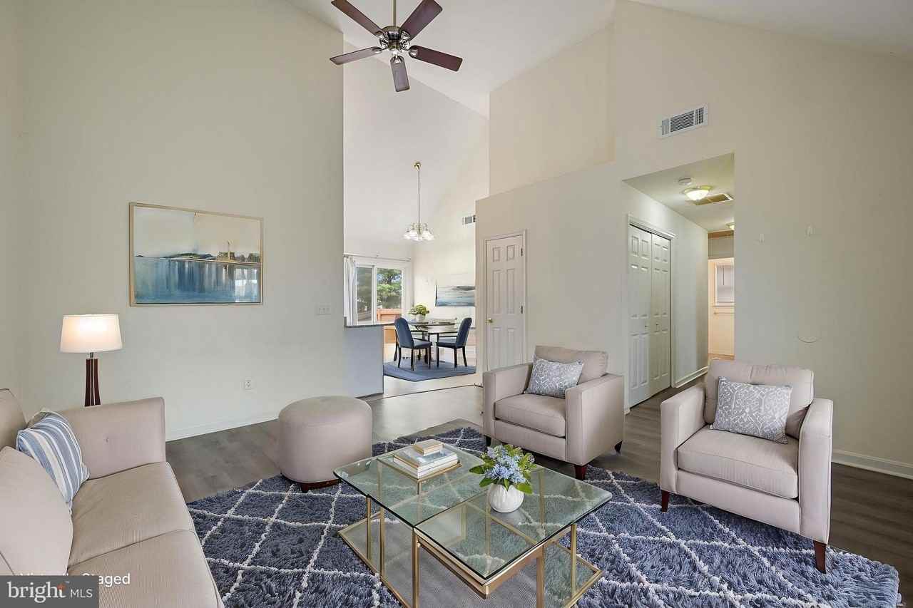 49 Winding Wood Dr - Photo 2 of 9