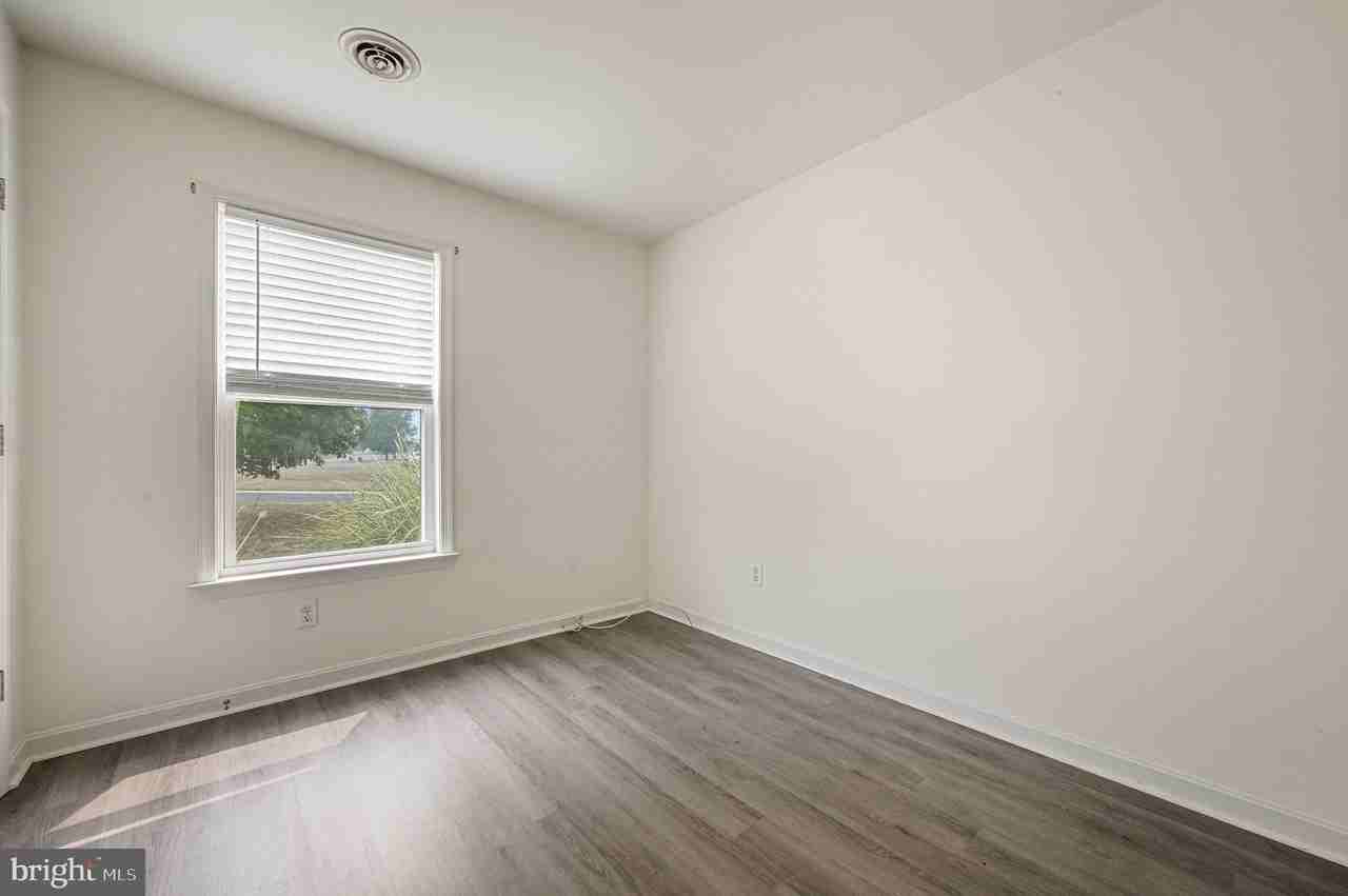 49 Winding Wood Dr - Photo 7 of 9
